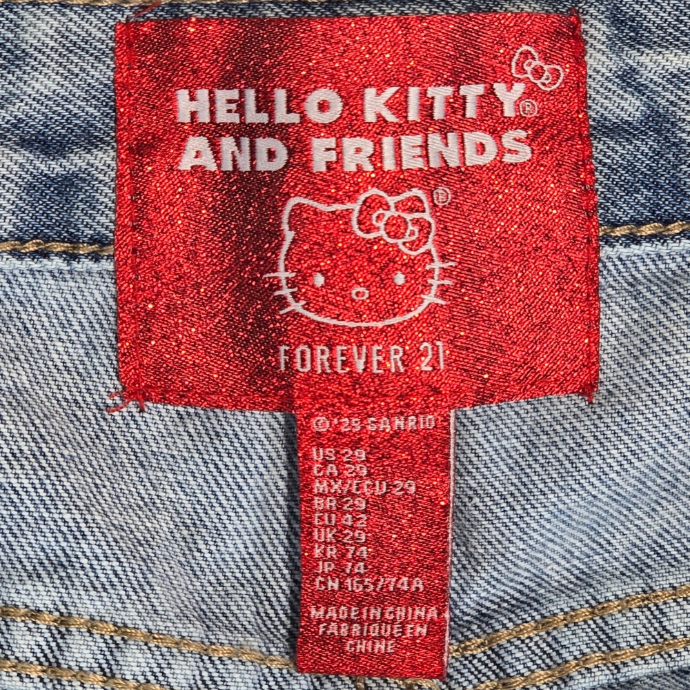 Forever 21 Hello Kitty Distressed Rhinestone Straight Leg Jeans Light Wash 29 - Picture 4 of 16